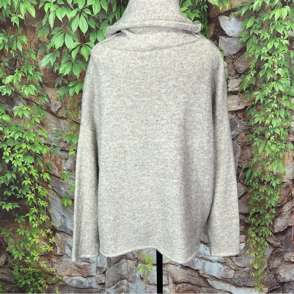 DREAMERS BY DEBUT Cabincore Chunky Beige Cozy Turtleneck Sweater, L - Picture 7 of 12